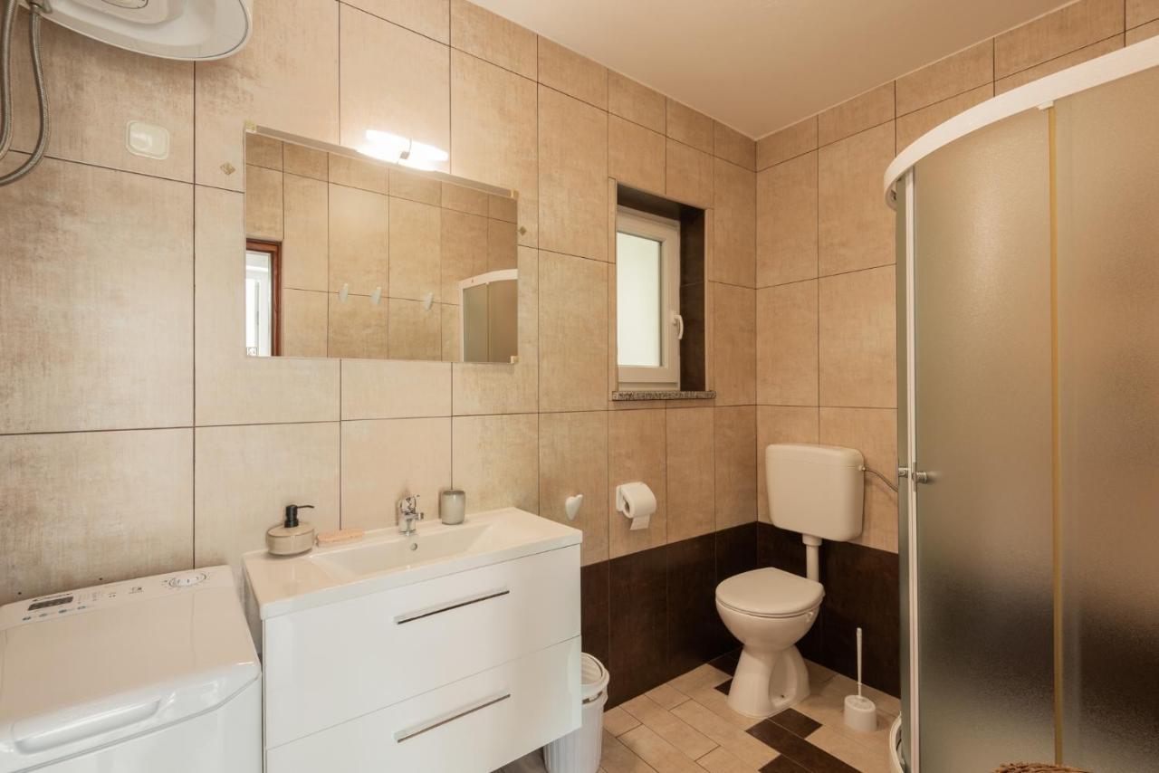 Apartment N&t